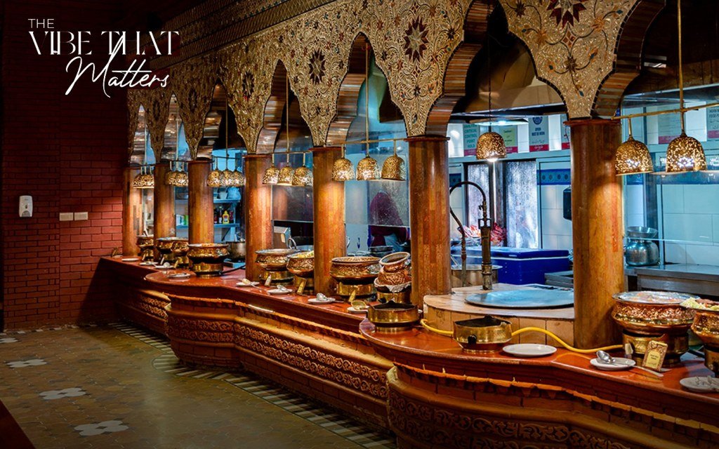 LalQila restaurant Lahore — Mughlai buffet with live BBQ, 70+ dishes